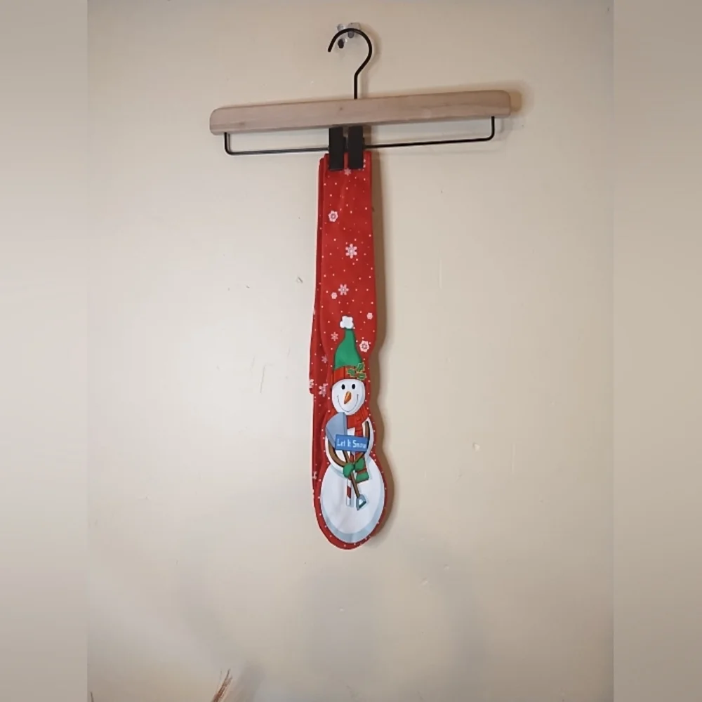 Holidays Festive Red Snowman/Snow‎ Flakes Christmas Tie